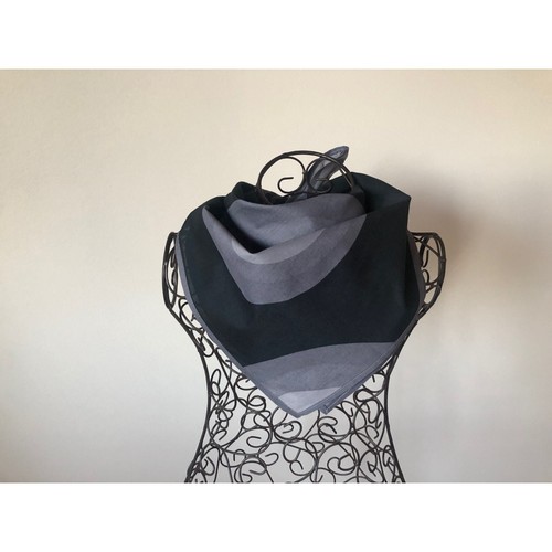 Foulard vintage géométrique